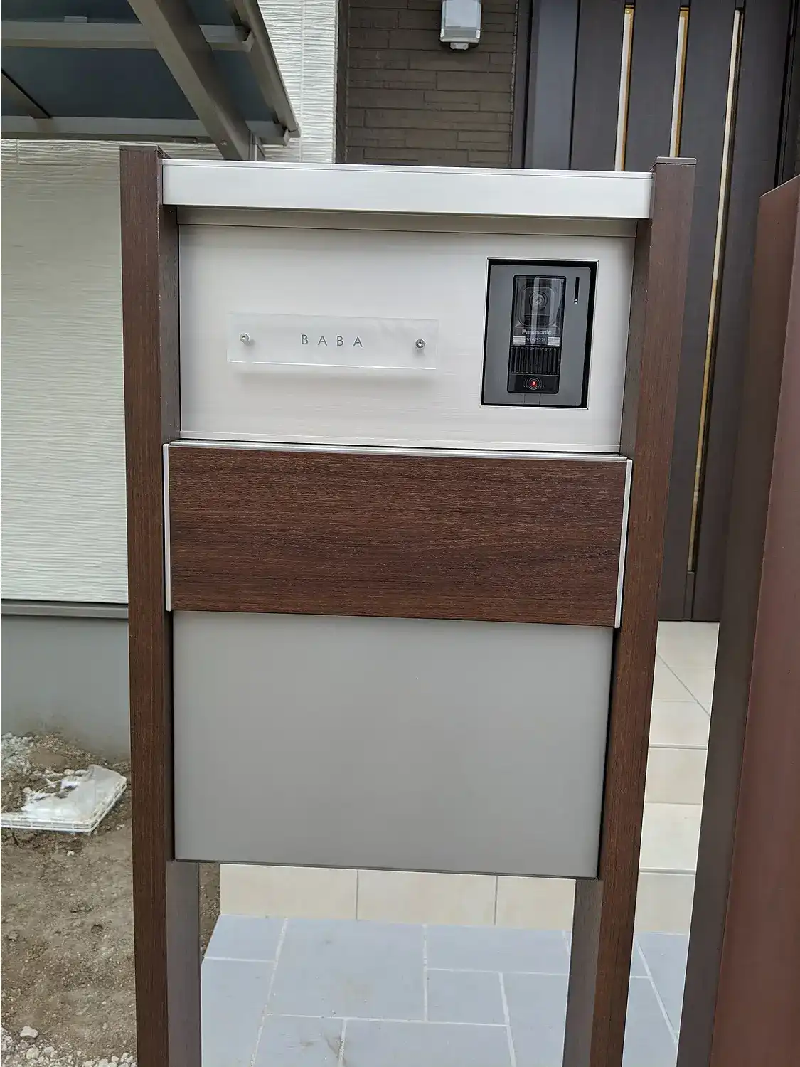 ガラス職人がつくる透明度の高い、まるで氷のようなガラス表札【hf-c01】