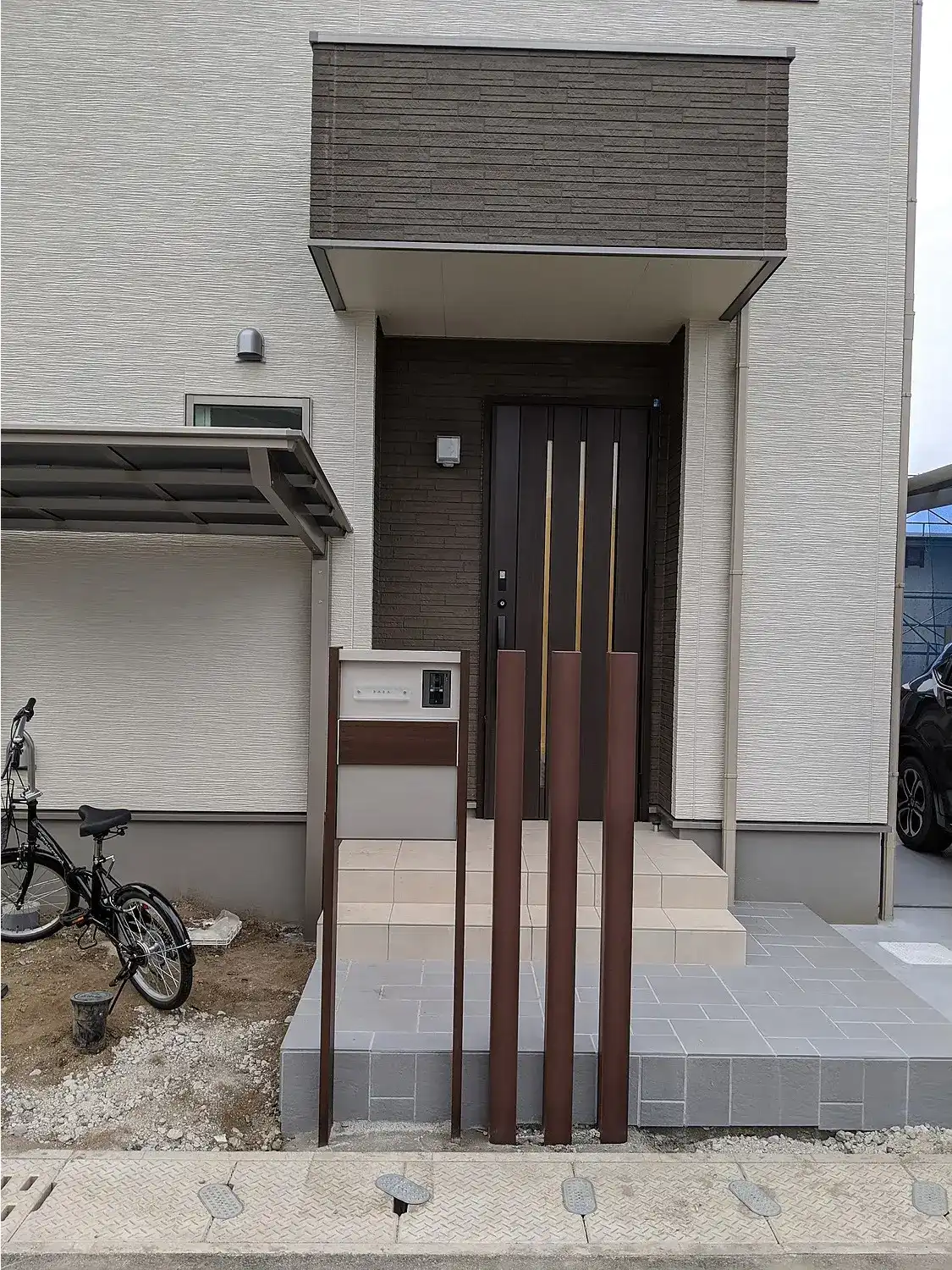 ガラス職人がつくる透明度の高い、まるで氷のようなガラス表札【hf-c01】