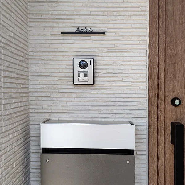 シンプルボーダーラインのレーザーカットステンレス表札【LCS-33】