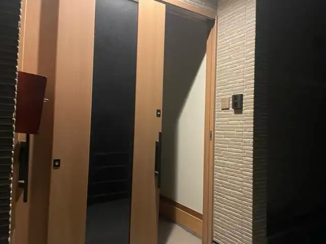 かわいい手のひらサイズで設置スペースの限られた機能門柱などにおすすめタイル表札【HSM-14】