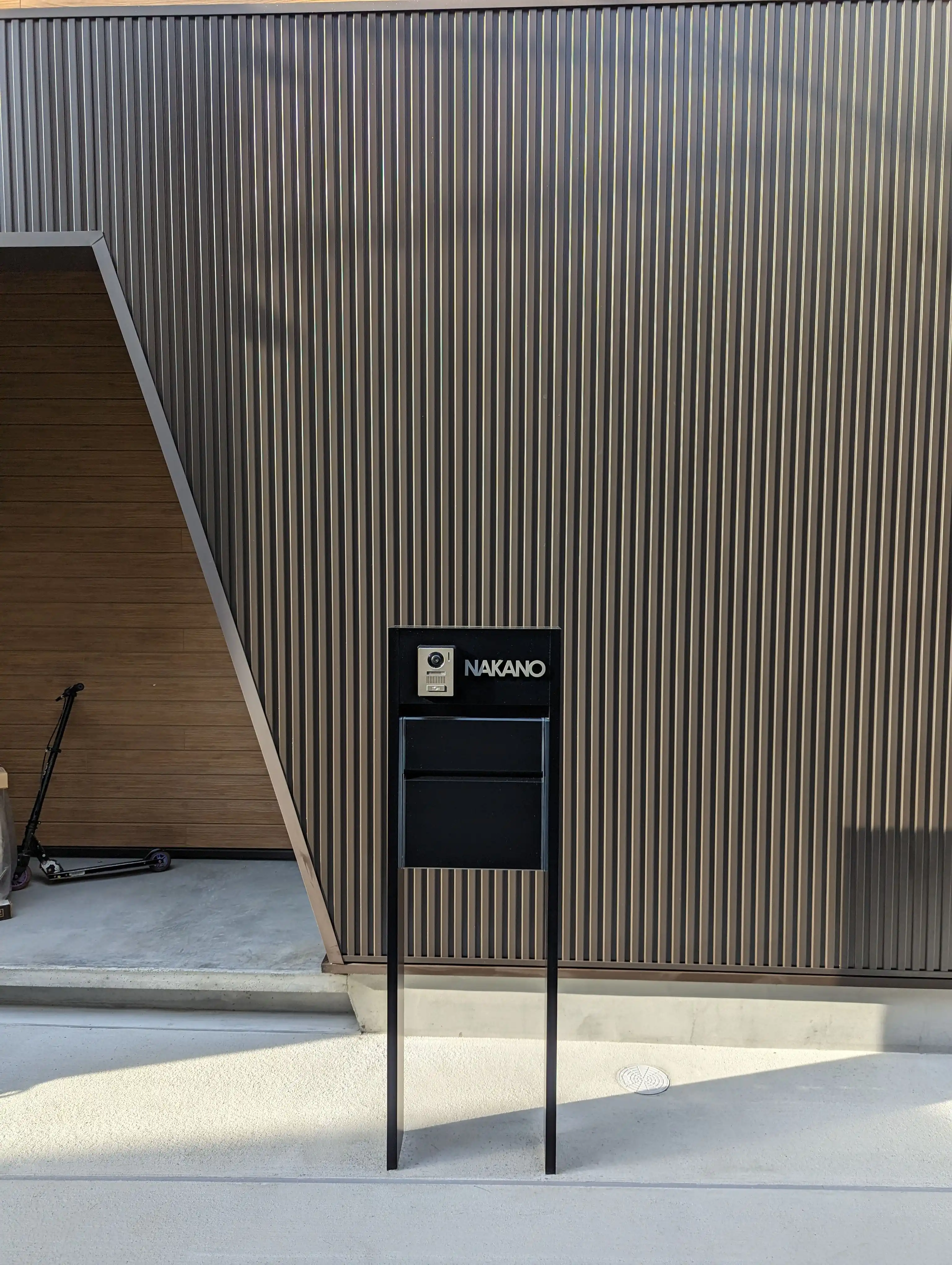 アンダーラインのないシンプルな切り文字レーザーカットステンレス表札【lcsr-01】