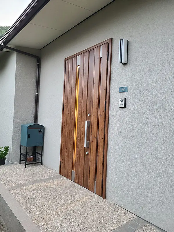 マットな質感が今っぽいニュアンスカラータイル表札【hsm-13b】