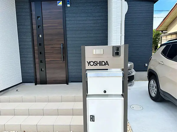 アンダーラインのないシンプルな切り文字レーザーカットステンレス表札【lcsr-01】