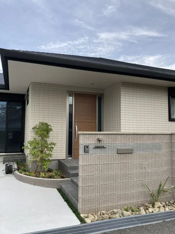 シンプルボーダーラインのレーザーカットステンレス表札【LCS-33】