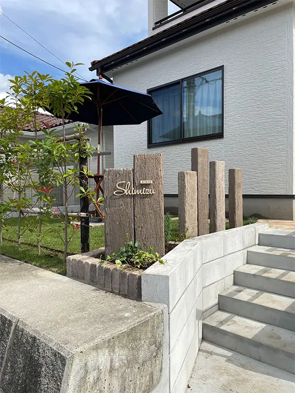 アンダーラインのないシンプルな切り文字レーザーカットステンレス表札【lcsr-02】