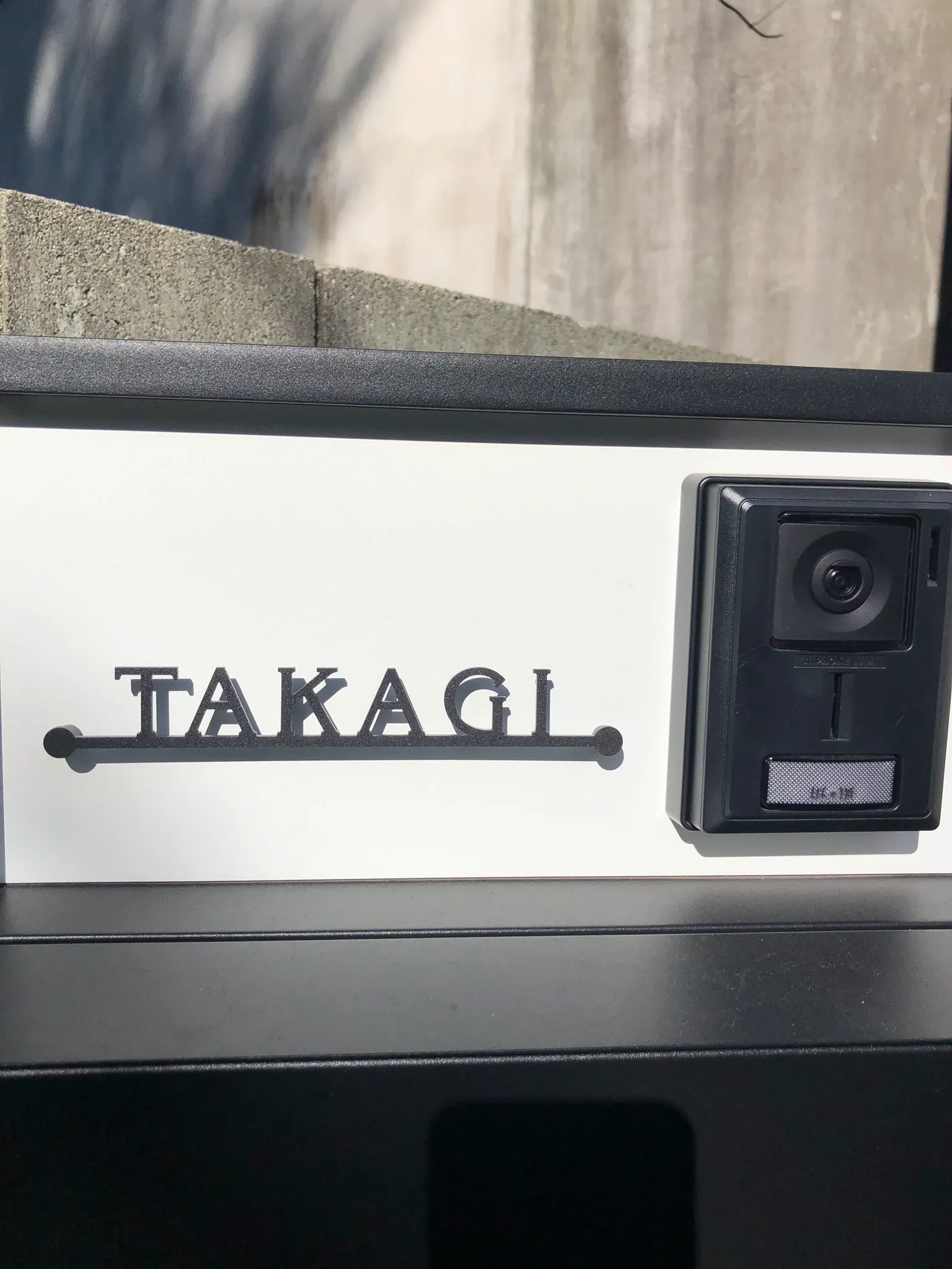 シンプルボーダーラインのレーザーカットステンレス表札【LCS-33】