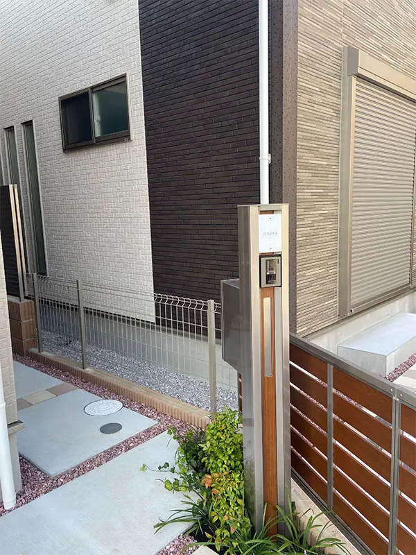 ガラス職人がつくるヴィンテージ風ガラス表札【hf-v02】