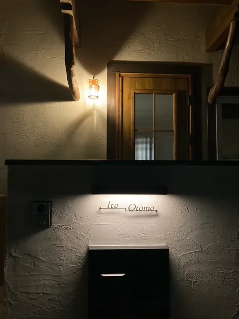 シンプルボーダーラインのレーザーカットステンレス表札【LCS-33】