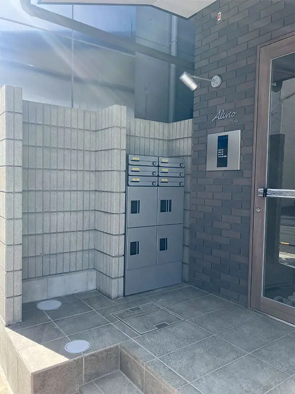 アンダーラインのないシンプルな切り文字レーザーカットステンレス表札【lcsr-02】