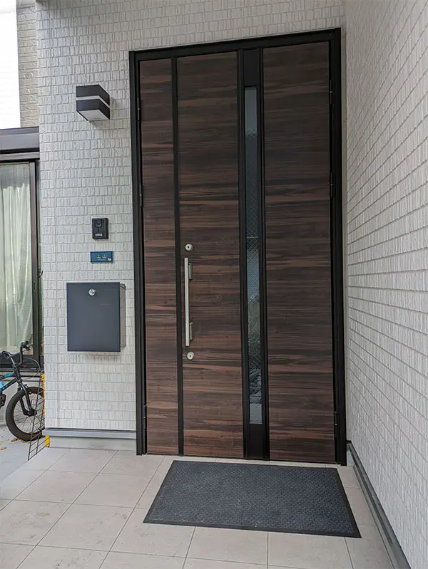 マットな質感が今っぽいニュアンスカラータイル表札【hsm-13b】