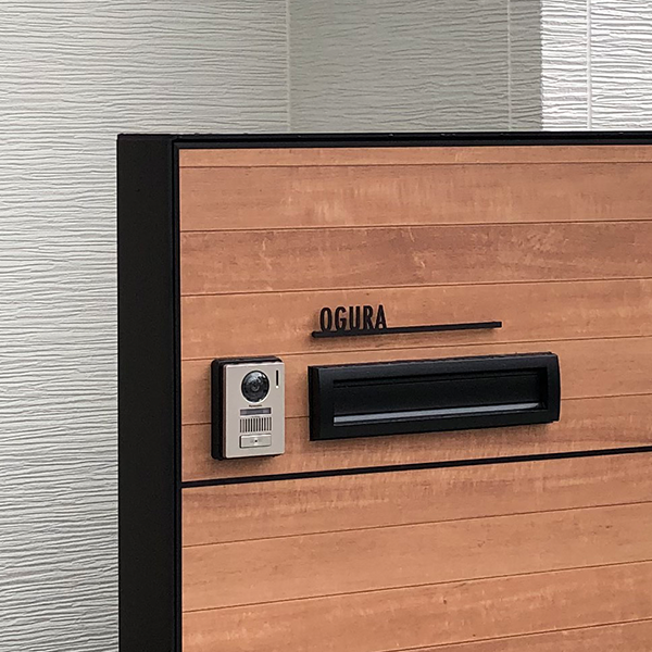 シンプルボーダーラインのレーザーカットステンレス表札【LCS-33】