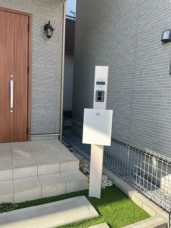 ペタっと貼れる上質なタイル表札 CALM カルム タイル表札【hsm-16】