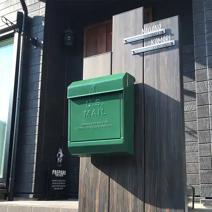 シンプルボーダーラインのレーザーカットステンレス表札【LCS-33】