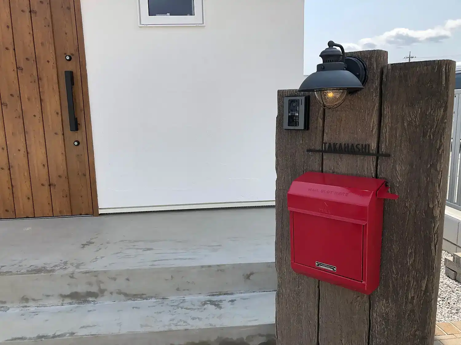 シンプルボーダーラインのレーザーカットステンレス表札【LCS-33】