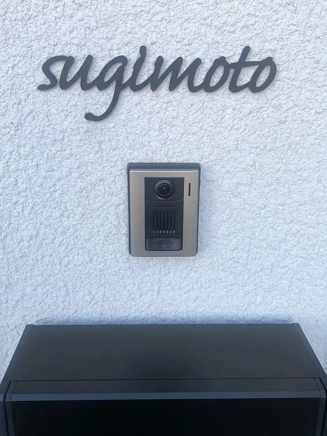 アンダーラインのないシンプルな切り文字レーザーカットステンレス表札【lcsr-02】