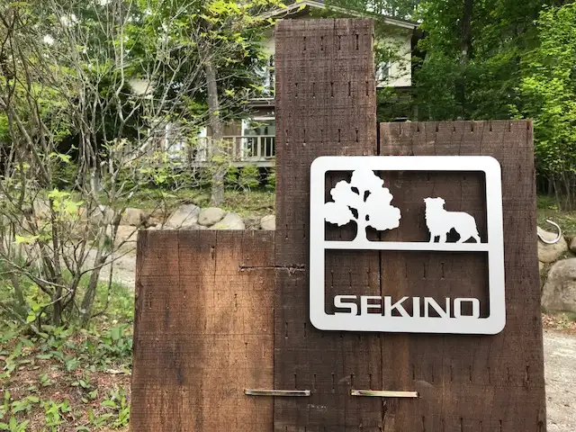 犬 猫 小鳥 ワンポイントや文字の配置が自由に選べる！かわいいレーザーカットステンレス表札【lcsa-01】