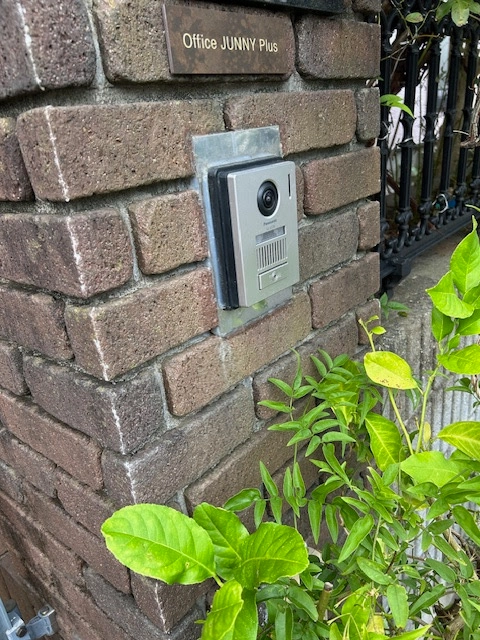 ペタっと貼れる上質なタイル表札 CALM カルム タイル表札【hsm-16】