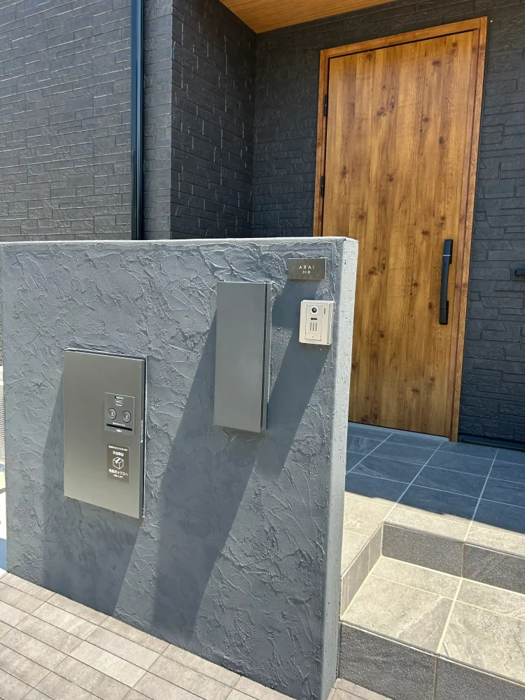 ペタっと貼れる上質なタイル表札 CALM カルム タイル表札【hsm-16】