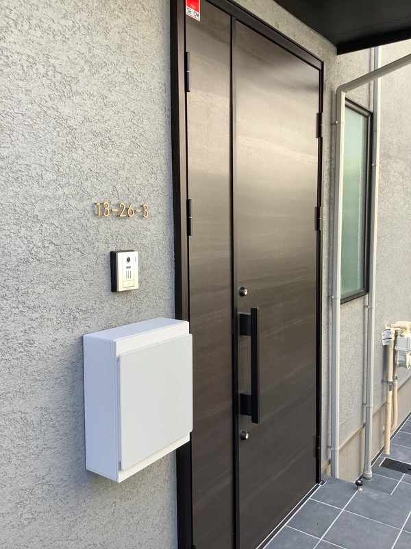 真鍮や銅のようなシックな2色 数字 切り文字 suzy スージィ 【lcs-nb】