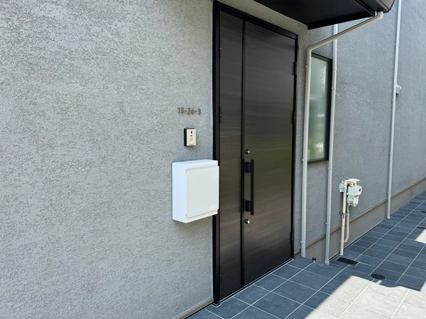 真鍮や銅のようなシックな2色 数字 切り文字 suzy スージィ 【lcs-nb】