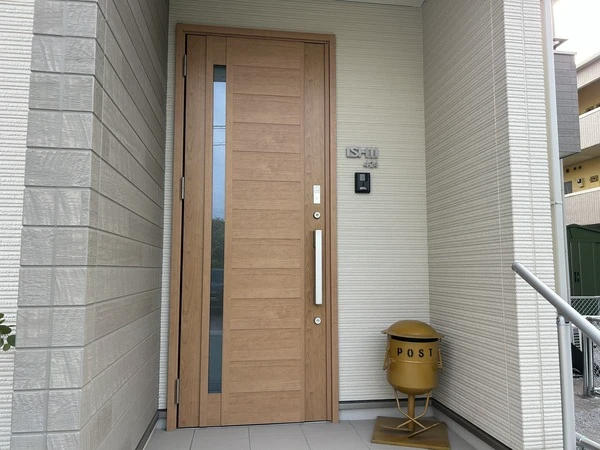 アンダーラインのないシンプルな切り文字レーザーカットステンレス表札【lcsr-01】